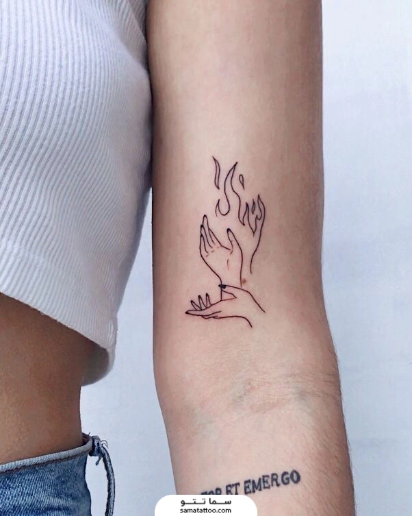 تتو آتش روی دست