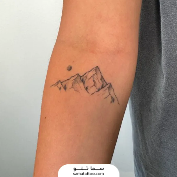 تاتو کوه روی دست