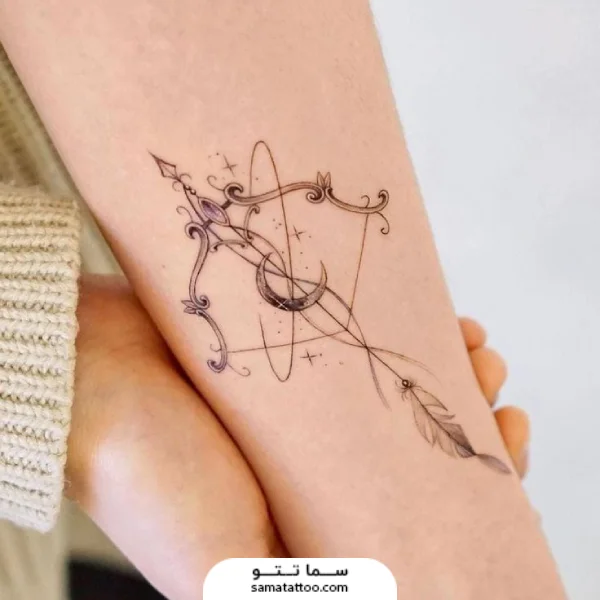 تاتو کمان و ماه